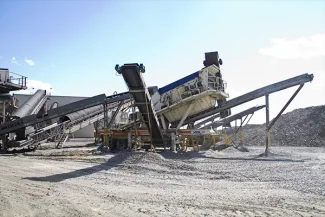 Basalt mobile crushing plant in Philippine